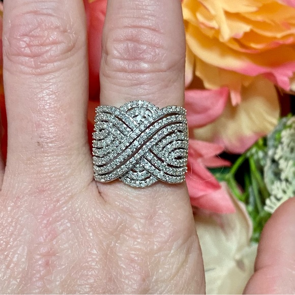 Genuine 1 Carat Diamond Cocktail Ring ~ Baguette Diamond Cluster Swirl Band - Picture 9 of 15